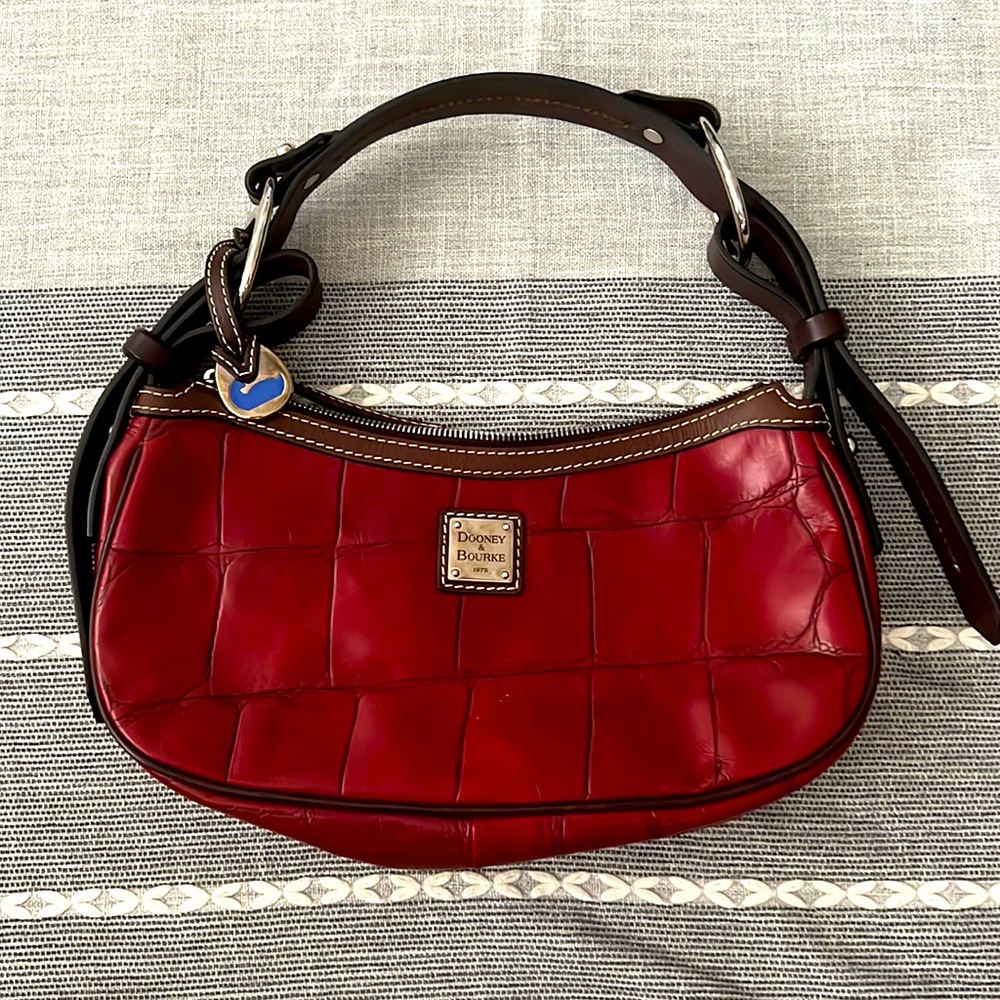 Dooney & Bourke red shoulder bag